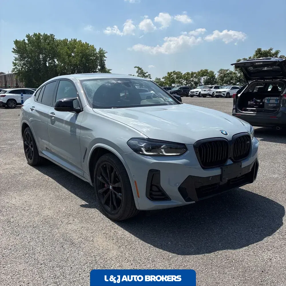 2024 BMW X4 M40i