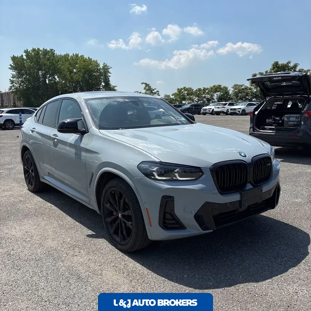 2024 BMW X4 M40i