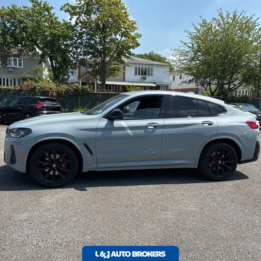2024 BMW X4 M40i