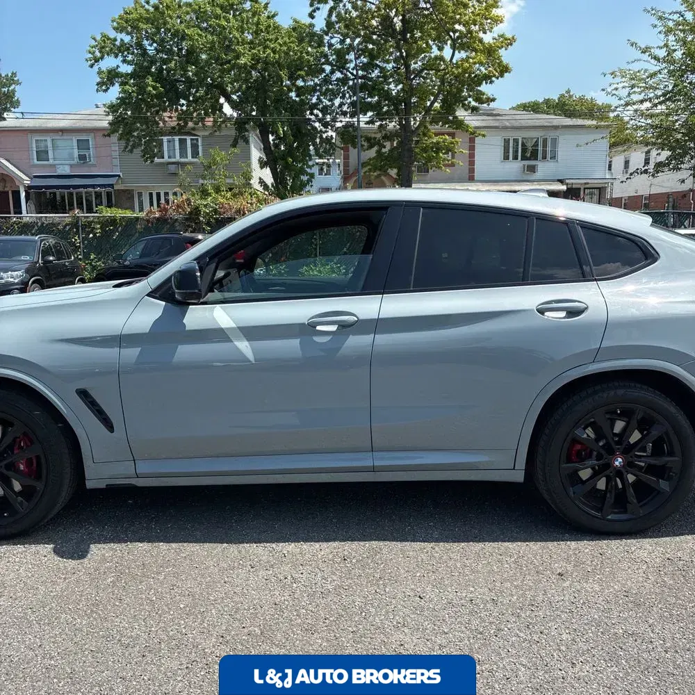 2024 BMW X4 M40i