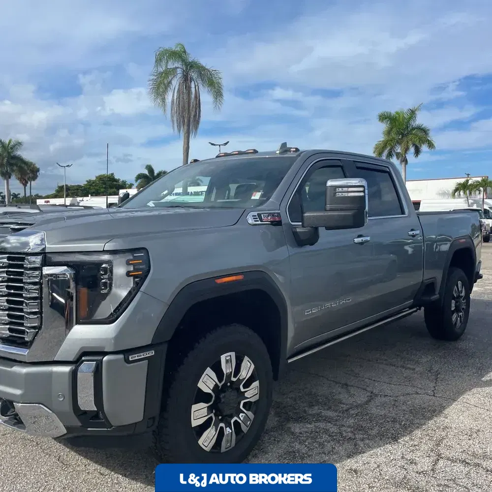 2024 GMC Sierra 2500HD Denali