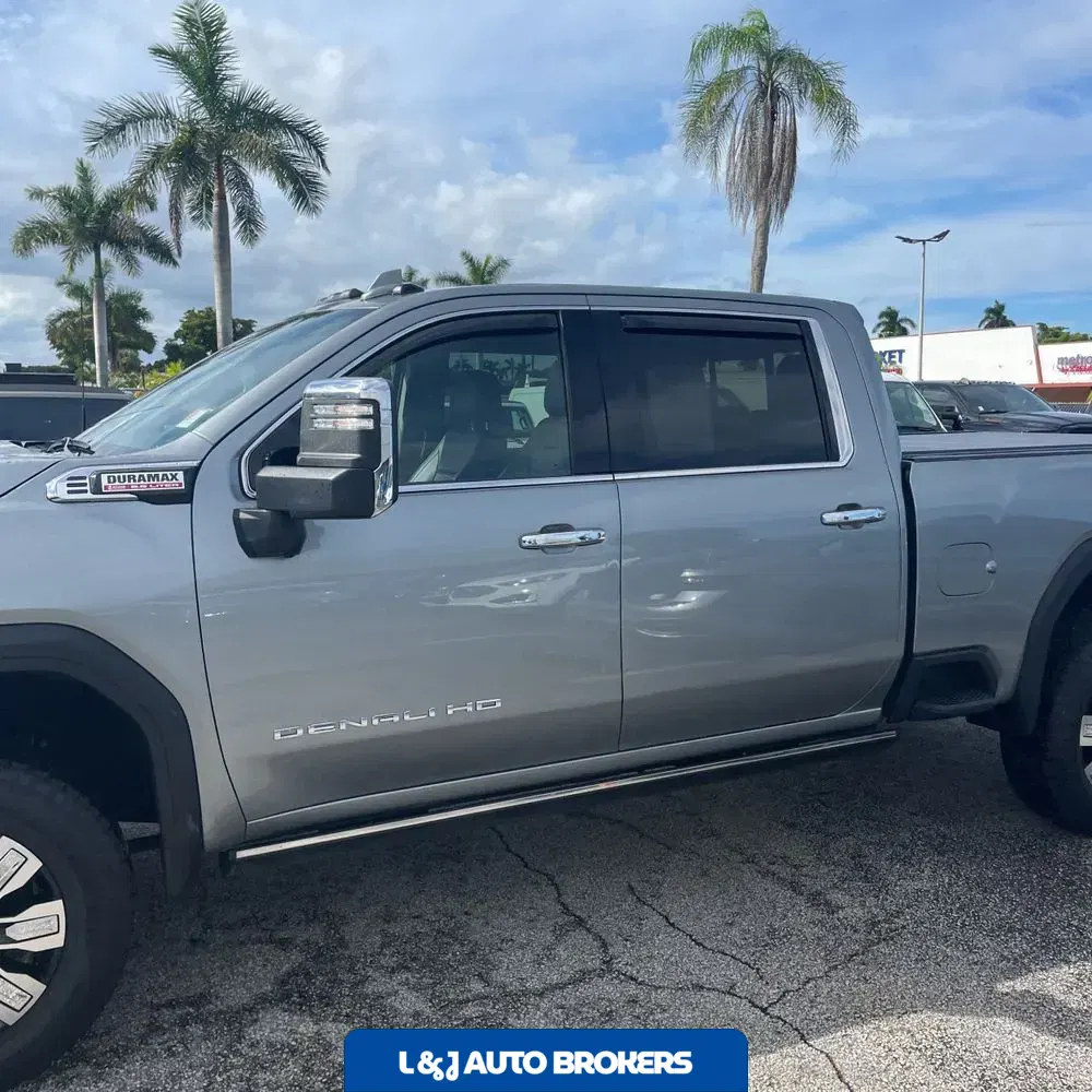 2024 GMC Sierra 2500HD Denali