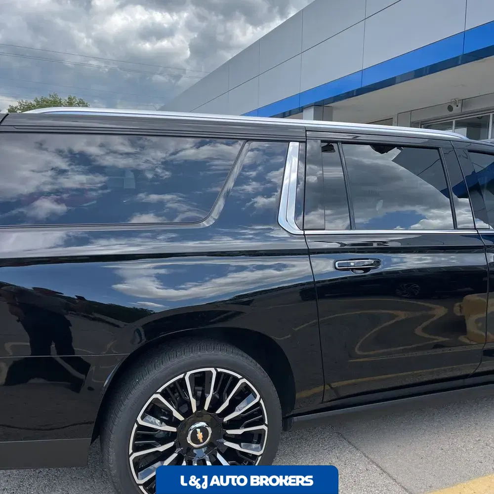 2025 Chevrolet Suburban High Country
