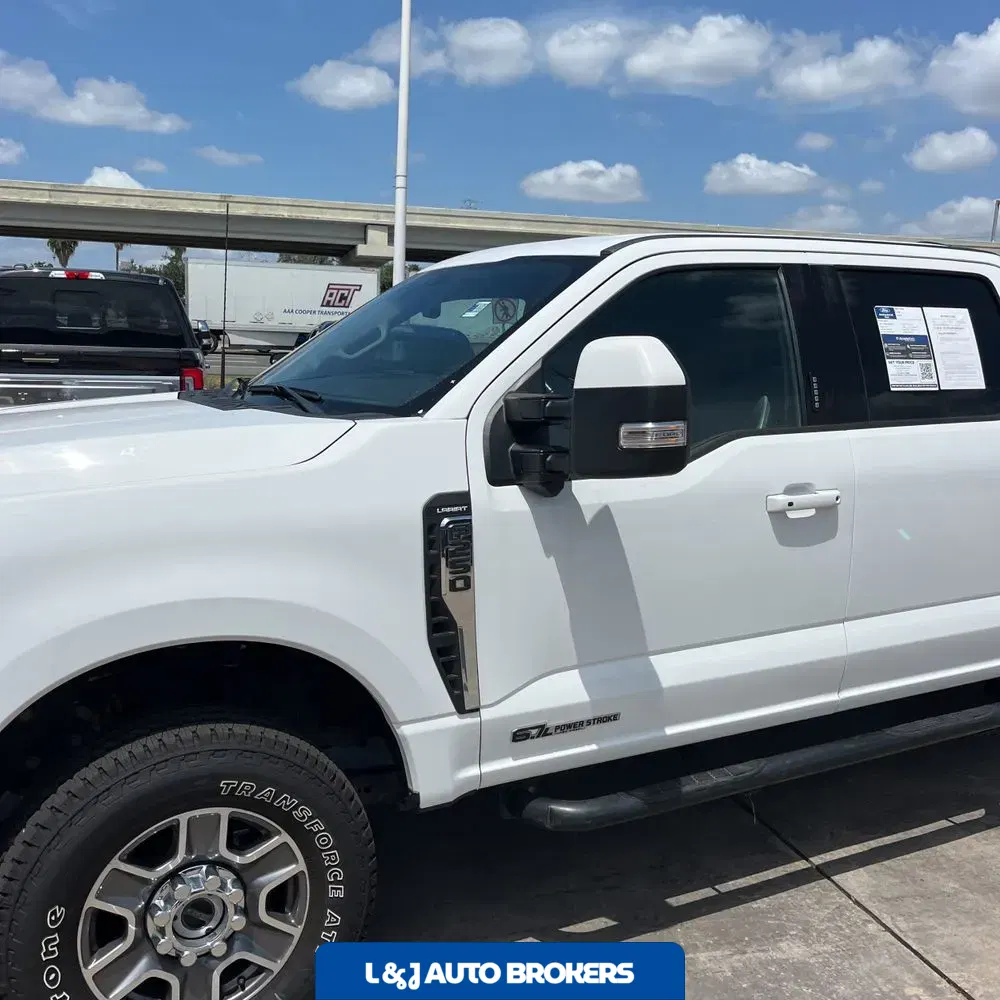 2023 Ford F-250 Super Duty Lariat