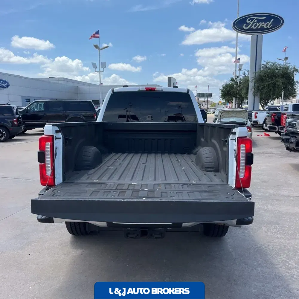 2023 Ford F-250 Super Duty Lariat