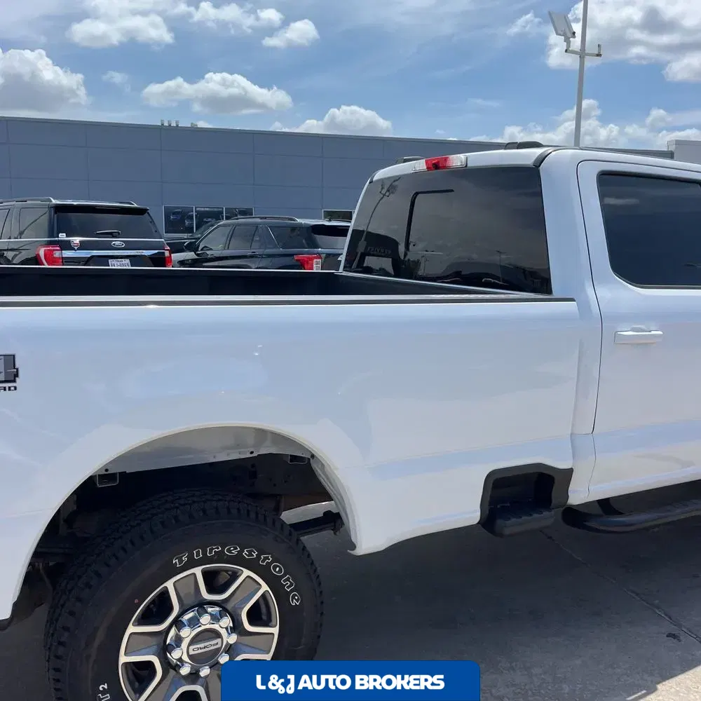 2023 Ford F-250 Super Duty Lariat