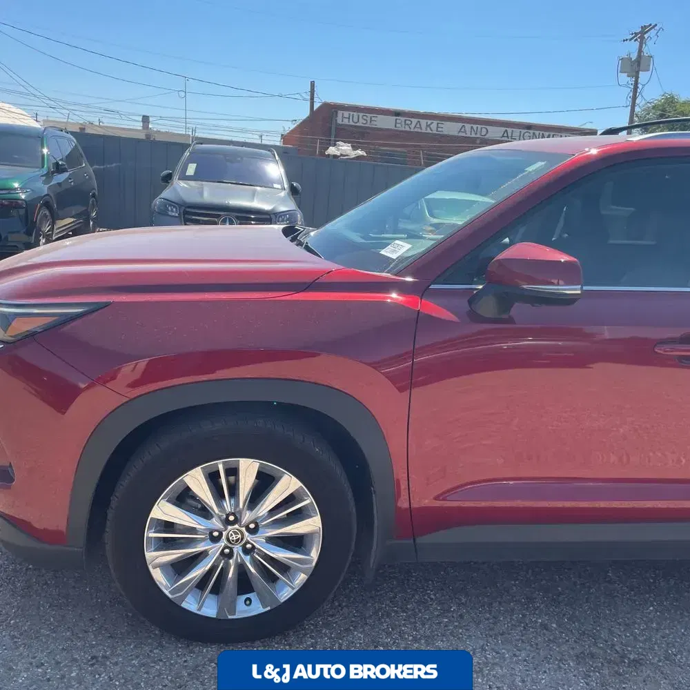 2024 Toyota Grand Highlander Platinum