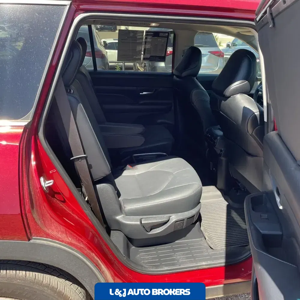 2024 Toyota Grand Highlander Platinum