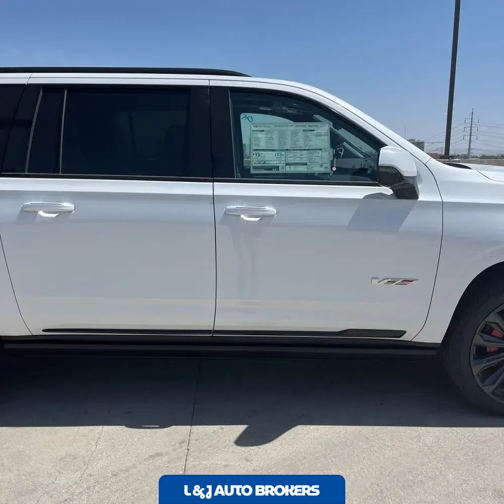 2025 Cadillac Escalade-V ESV Base