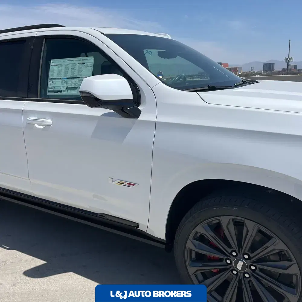 2025 Cadillac Escalade-V ESV Base