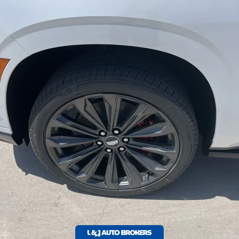 2025 Cadillac Escalade-V ESV Base