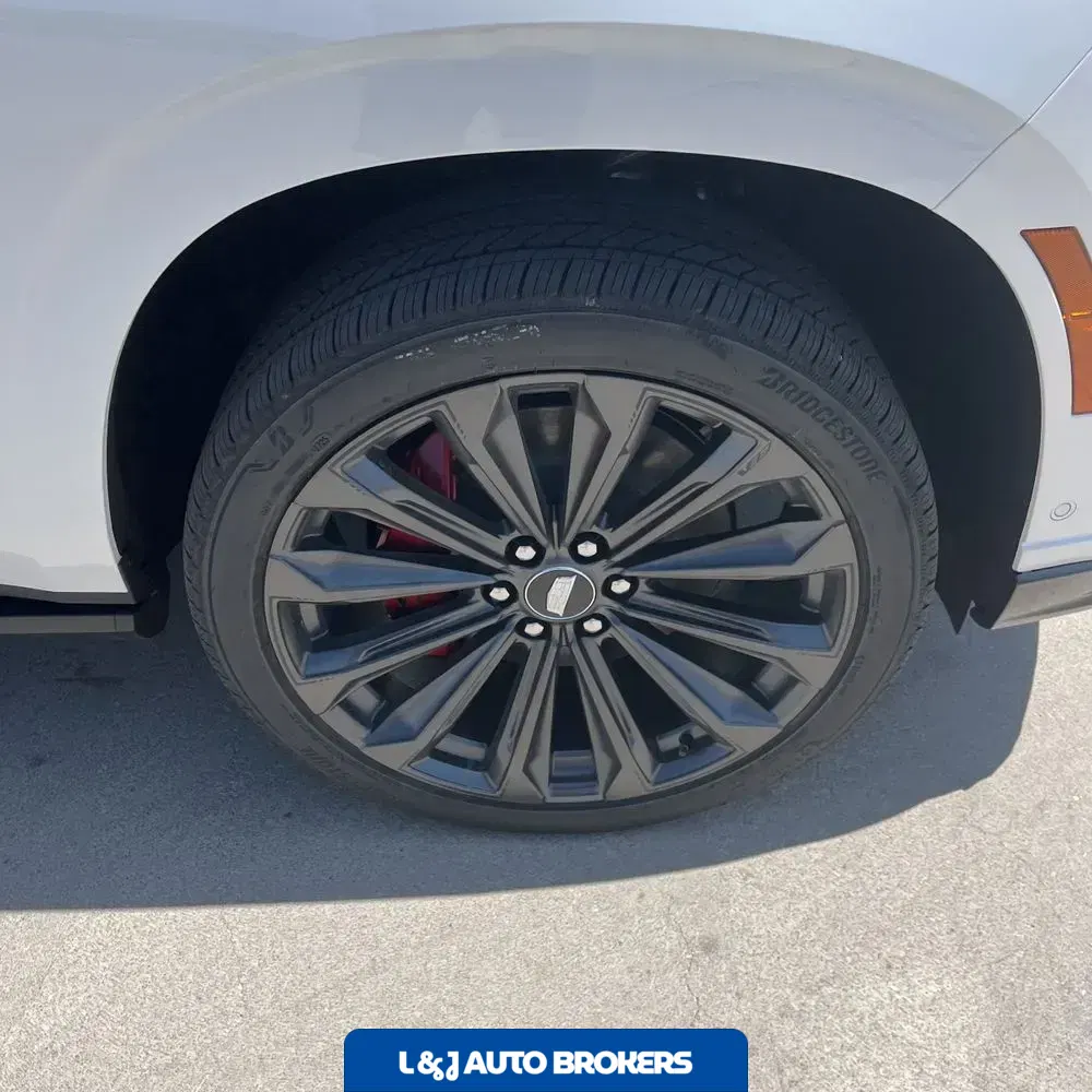 2025 Cadillac Escalade-V ESV Base