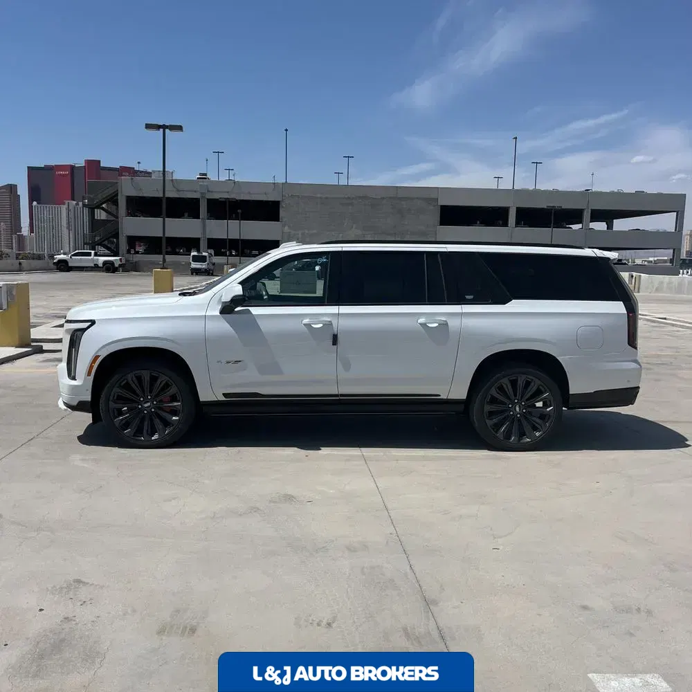 2025 Cadillac Escalade-V ESV Base
