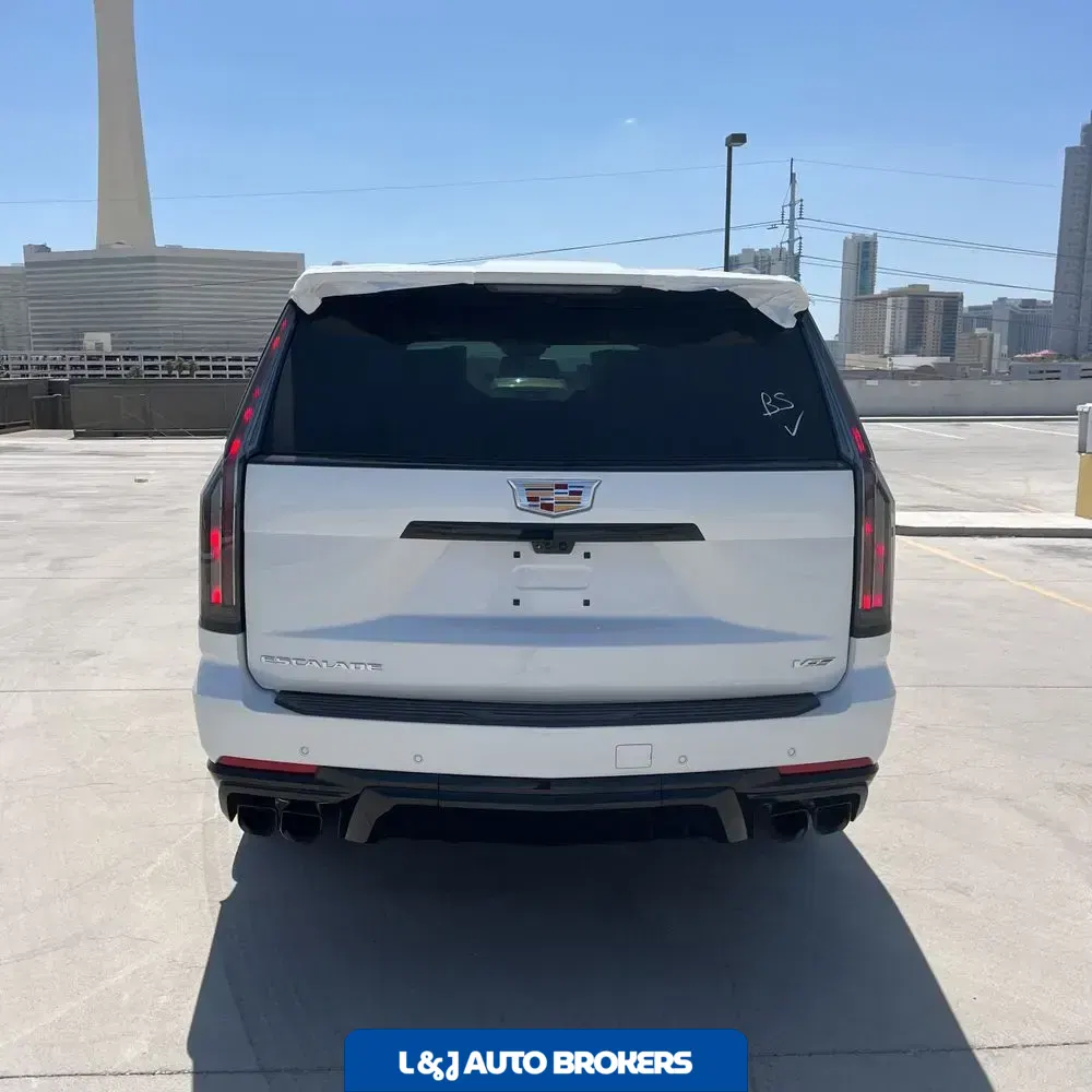 2025 Cadillac Escalade-V ESV Base