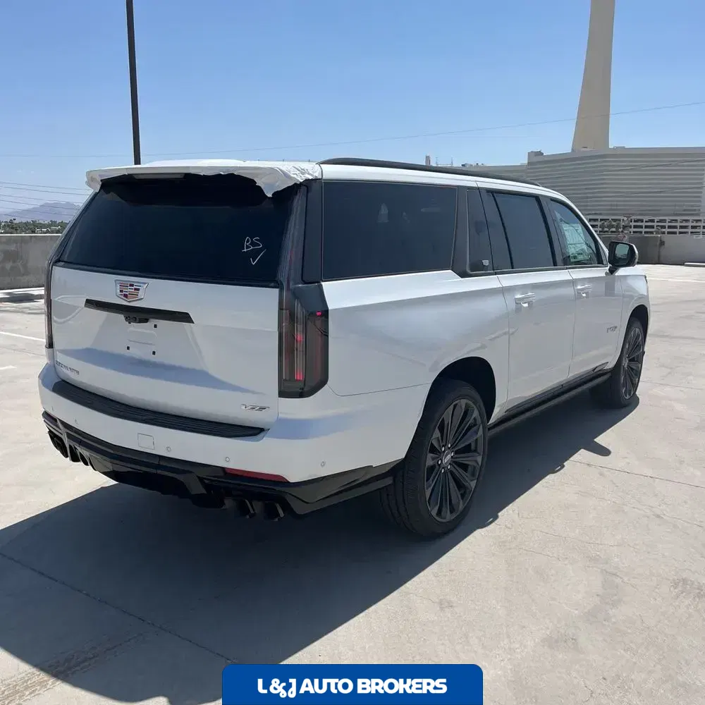 2025 Cadillac Escalade-V ESV Base