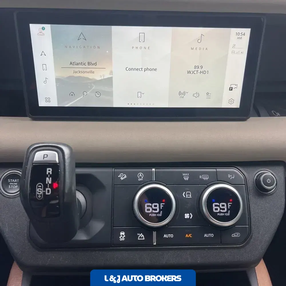 2022 Land Rover Defender 110 X-Dynamic SE