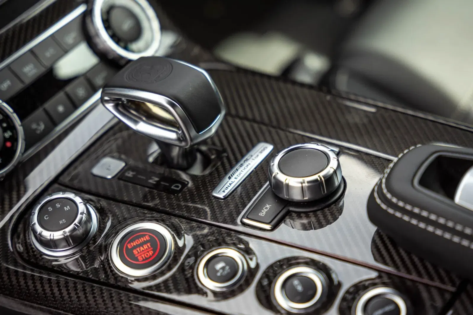 691-Mile 2015 Mercedes-Benz SLS AMG GT Roadster Final Edition