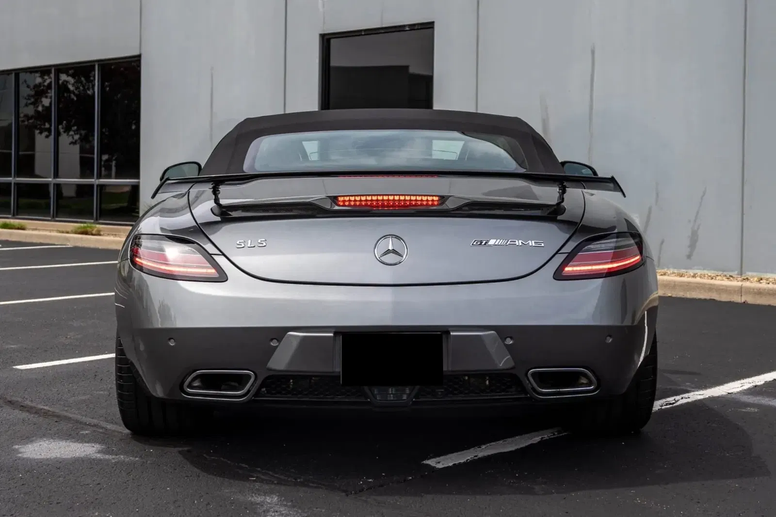 691-Mile 2015 Mercedes-Benz SLS AMG GT Roadster Final Edition