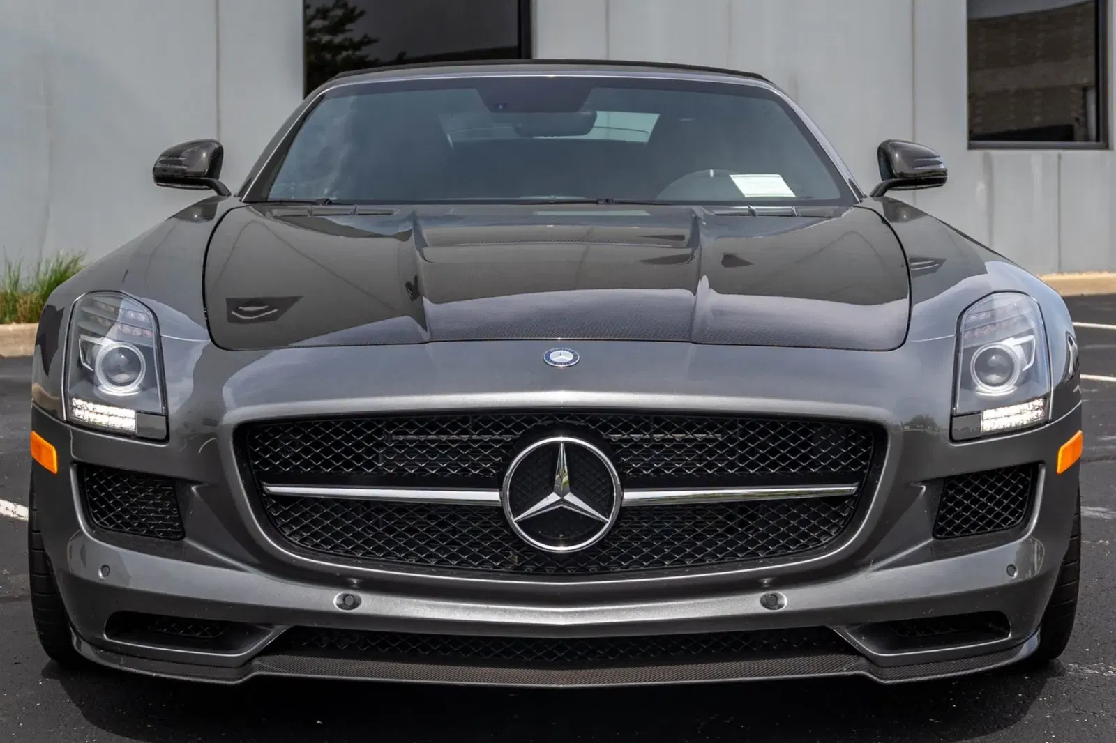 691-Mile 2015 Mercedes-Benz SLS AMG GT Roadster Final Edition