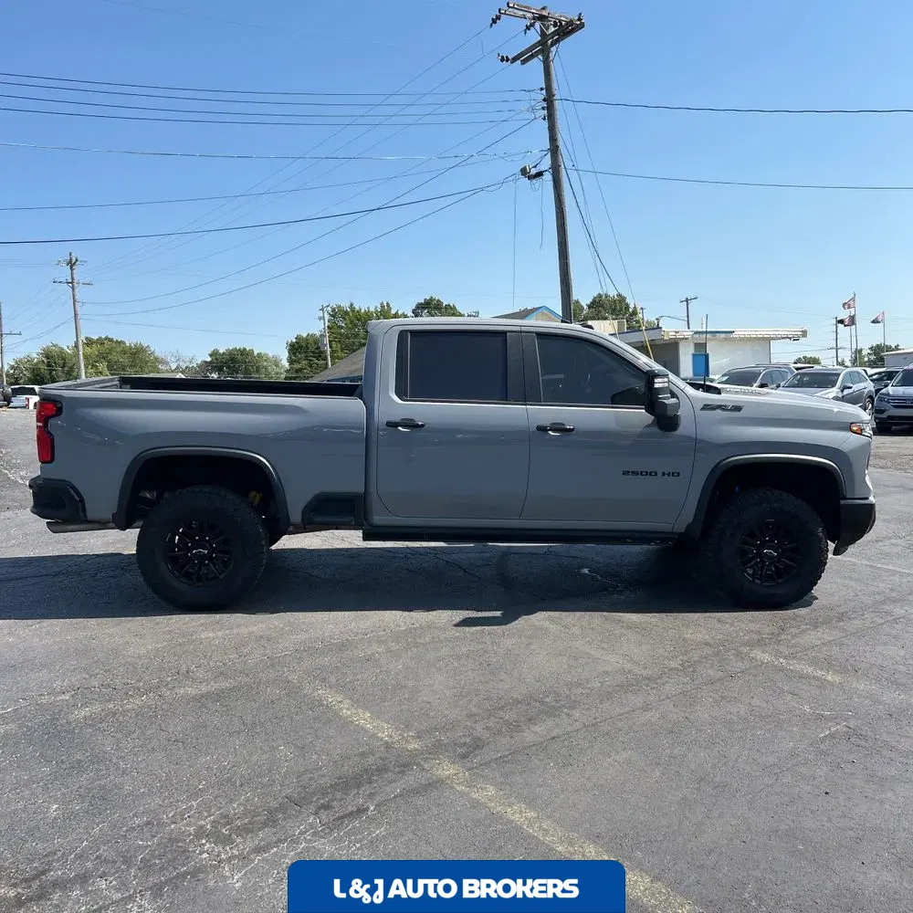2024 Chevrolet Silverado 2500HD ZR2