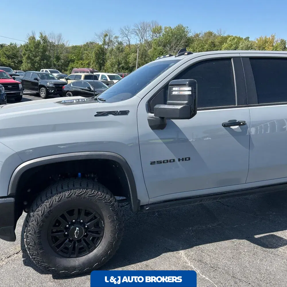 2024 Chevrolet Silverado 2500HD ZR2