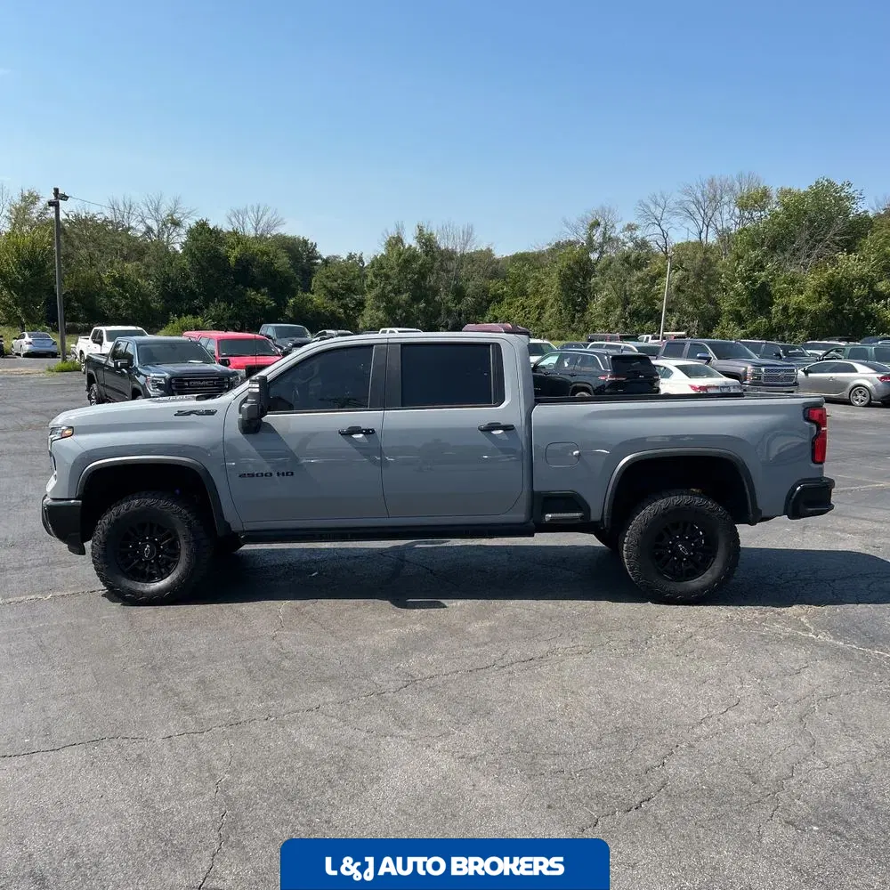 2024 Chevrolet Silverado 2500HD ZR2