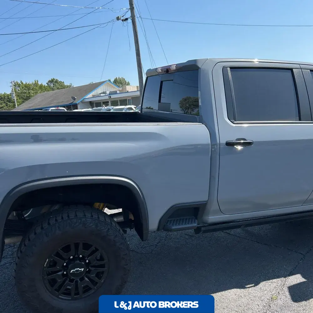 2024 Chevrolet Silverado 2500HD ZR2