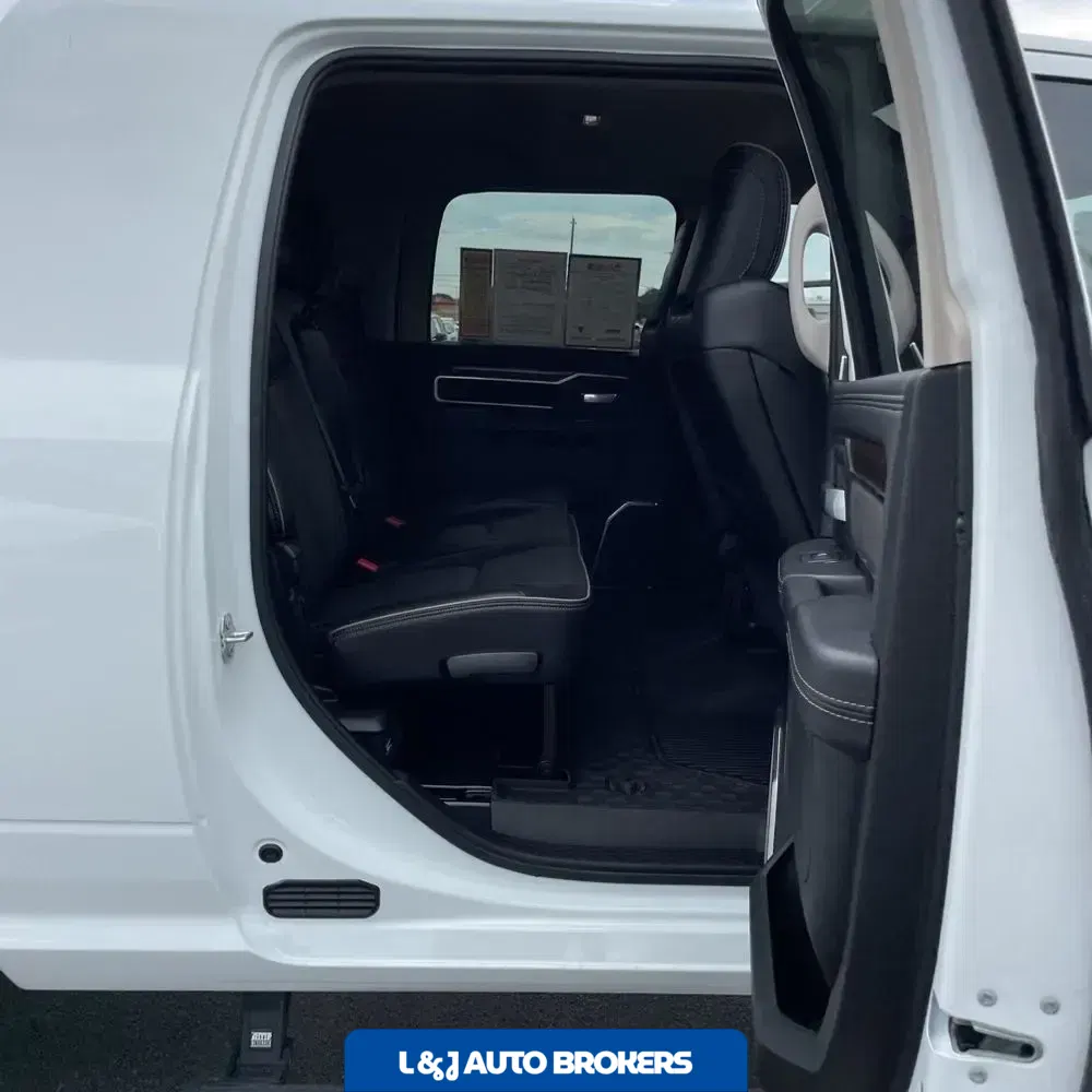2024 Ram 3500 Laramie
