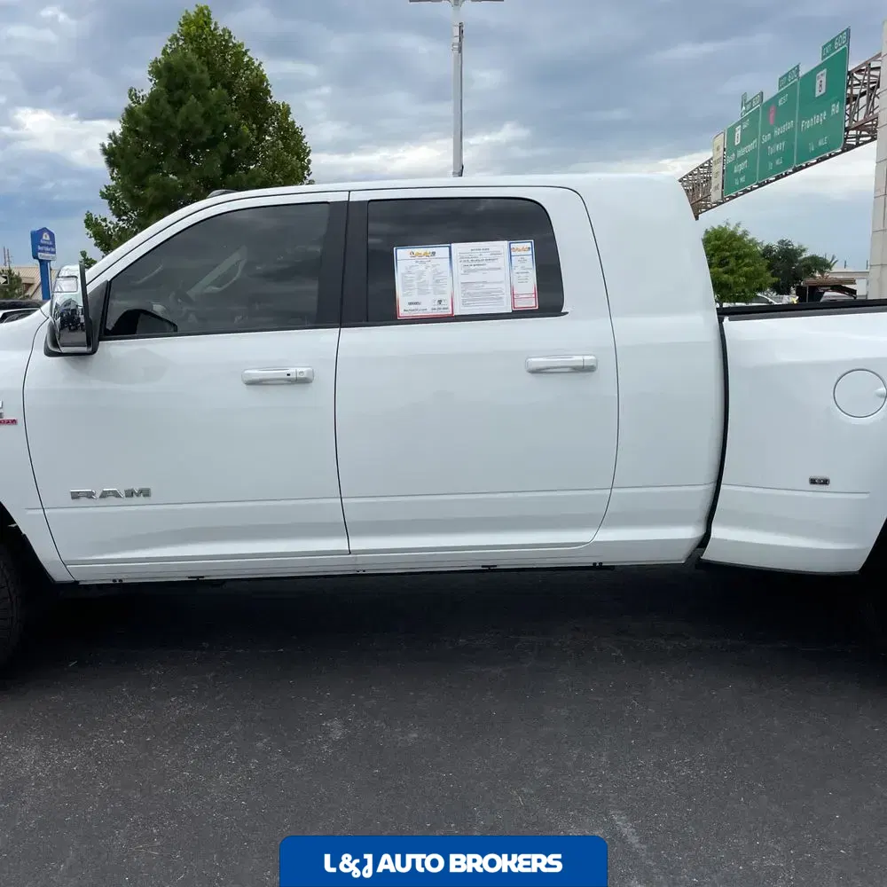 2024 Ram 3500 Laramie