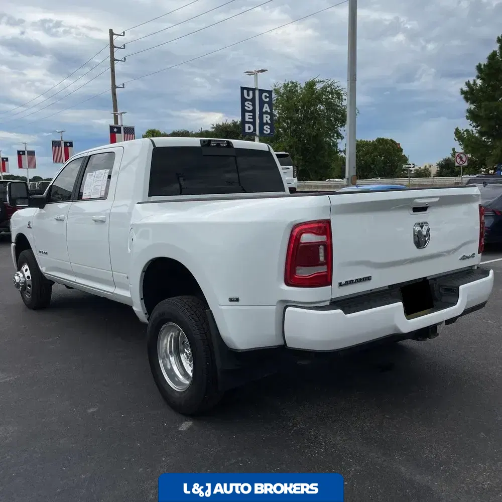 2024 Ram 3500 Laramie