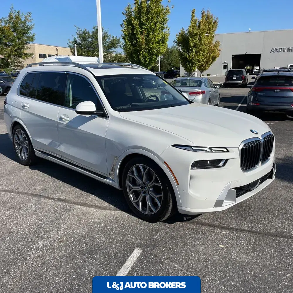 2025 BMW X7 XDrive40i