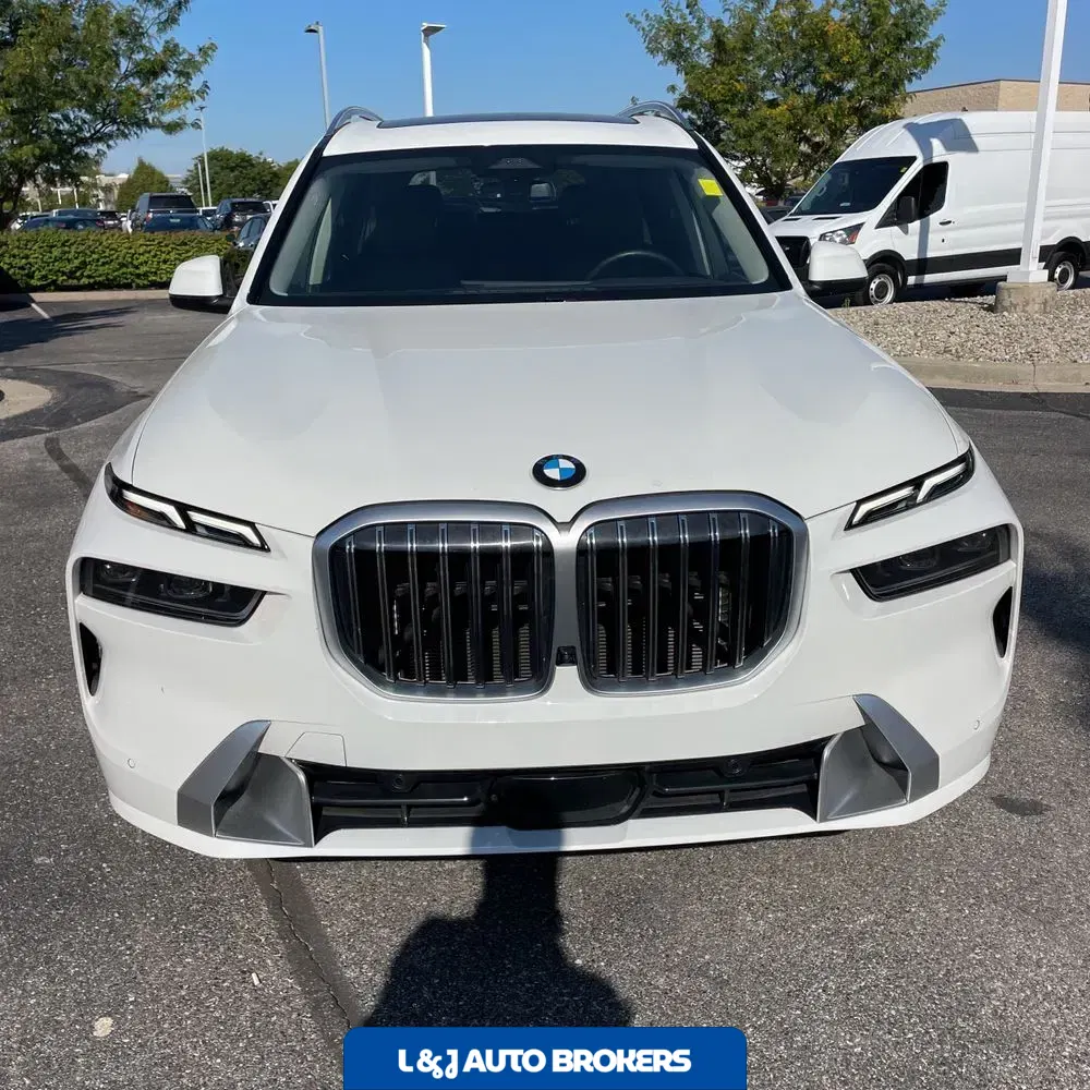 2025 BMW X7 XDrive40i