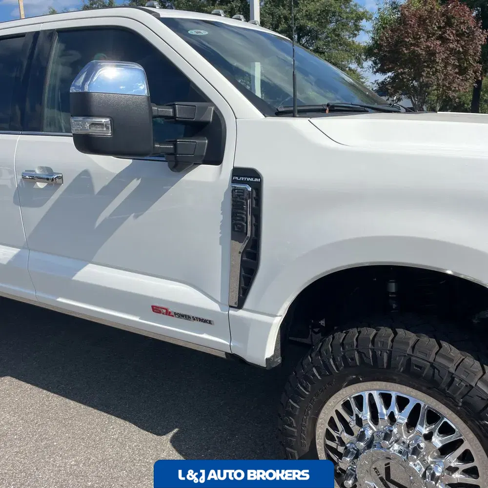 2024 Ford F-350 Super Duty Platinum