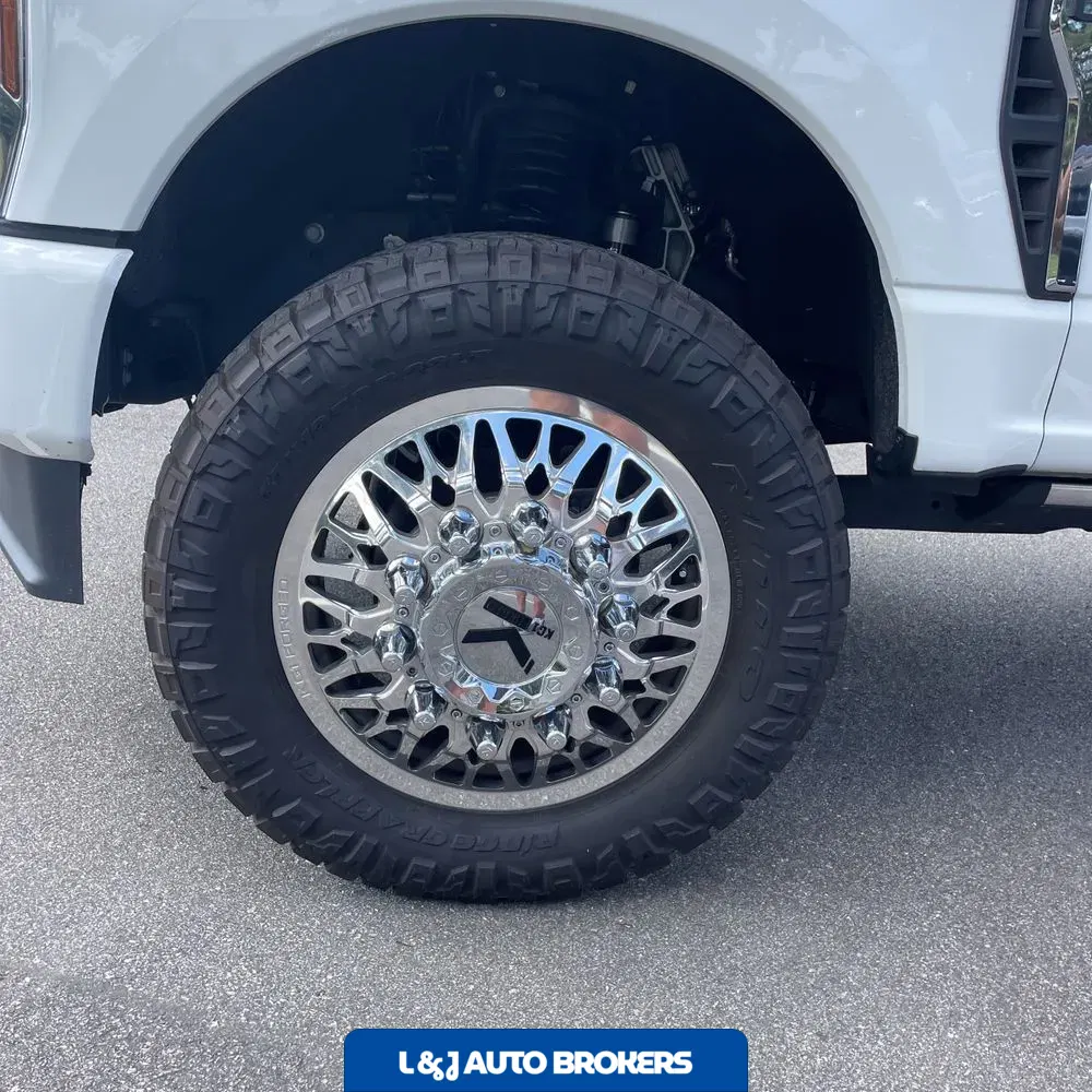 2024 Ford F-350 Super Duty Platinum