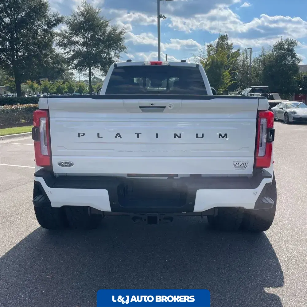 2024 Ford F-350 Super Duty Platinum