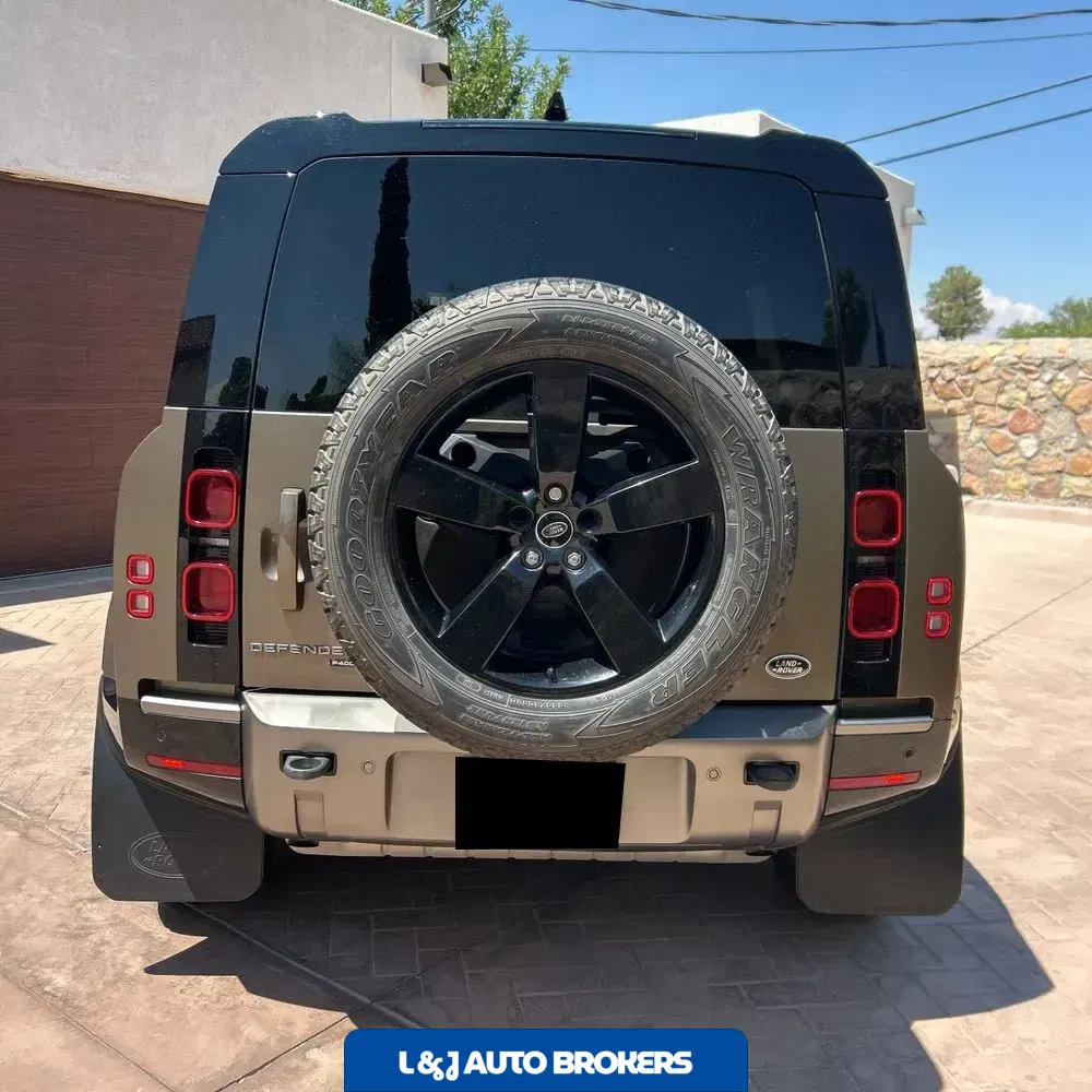 2021 Land Rover Defender 110 X-Dynamic HSE