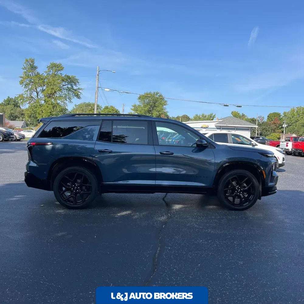 2024 Chevrolet Traverse RS