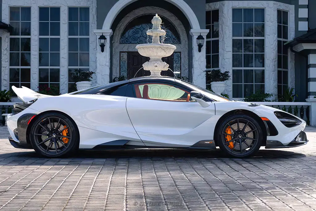 2022 McLaren 765LT Spider