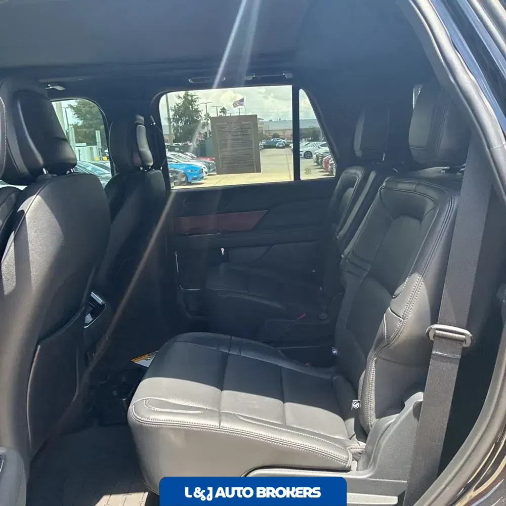 2024 Lincoln Navigator Premiere