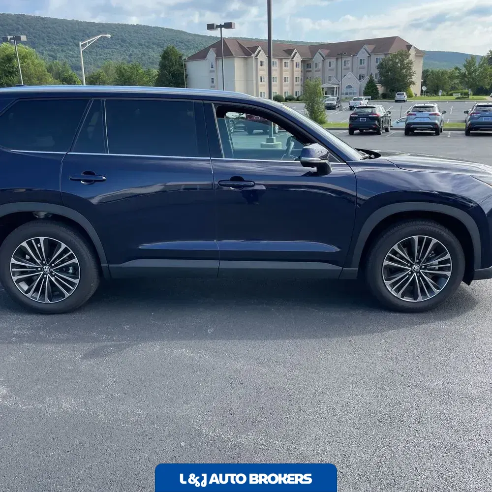 2024 Toyota Grand Highlander Hybrid MAX Platinum