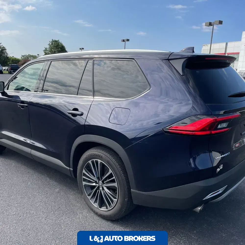 2024 Toyota Grand Highlander Hybrid MAX Platinum