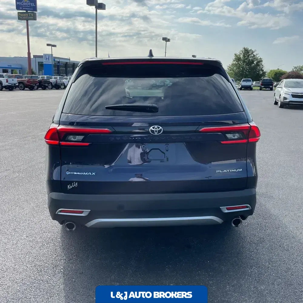 2024 Toyota Grand Highlander Hybrid MAX Platinum