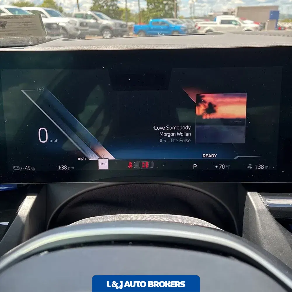 2025 BMW i5 xDrive40