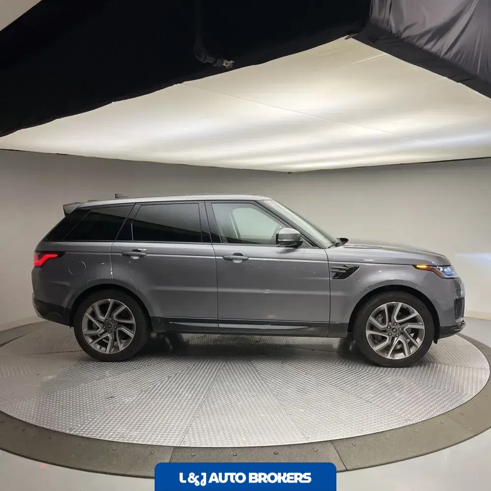 2022 Land Rover Range Rover Sport HSE Silver Edition