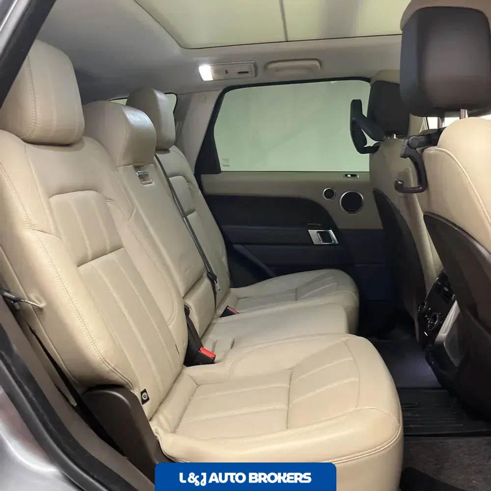 2022 Land Rover Range Rover Sport HSE Silver Edition