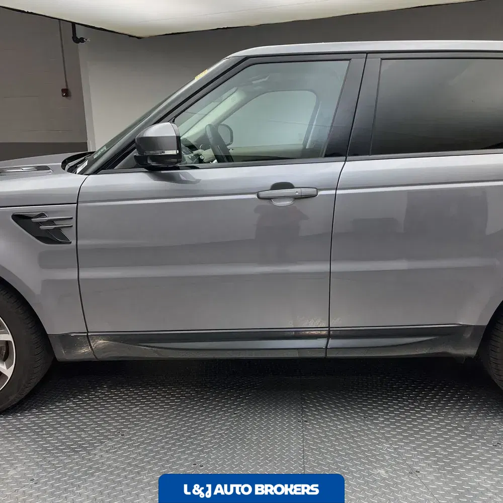 2022 Land Rover Range Rover Sport HSE Silver Edition
