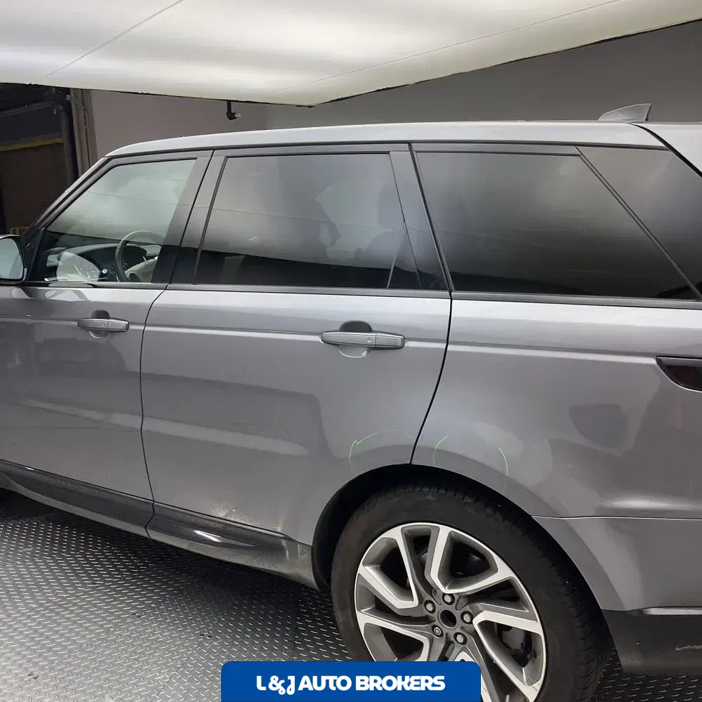 2022 Land Rover Range Rover Sport HSE Silver Edition