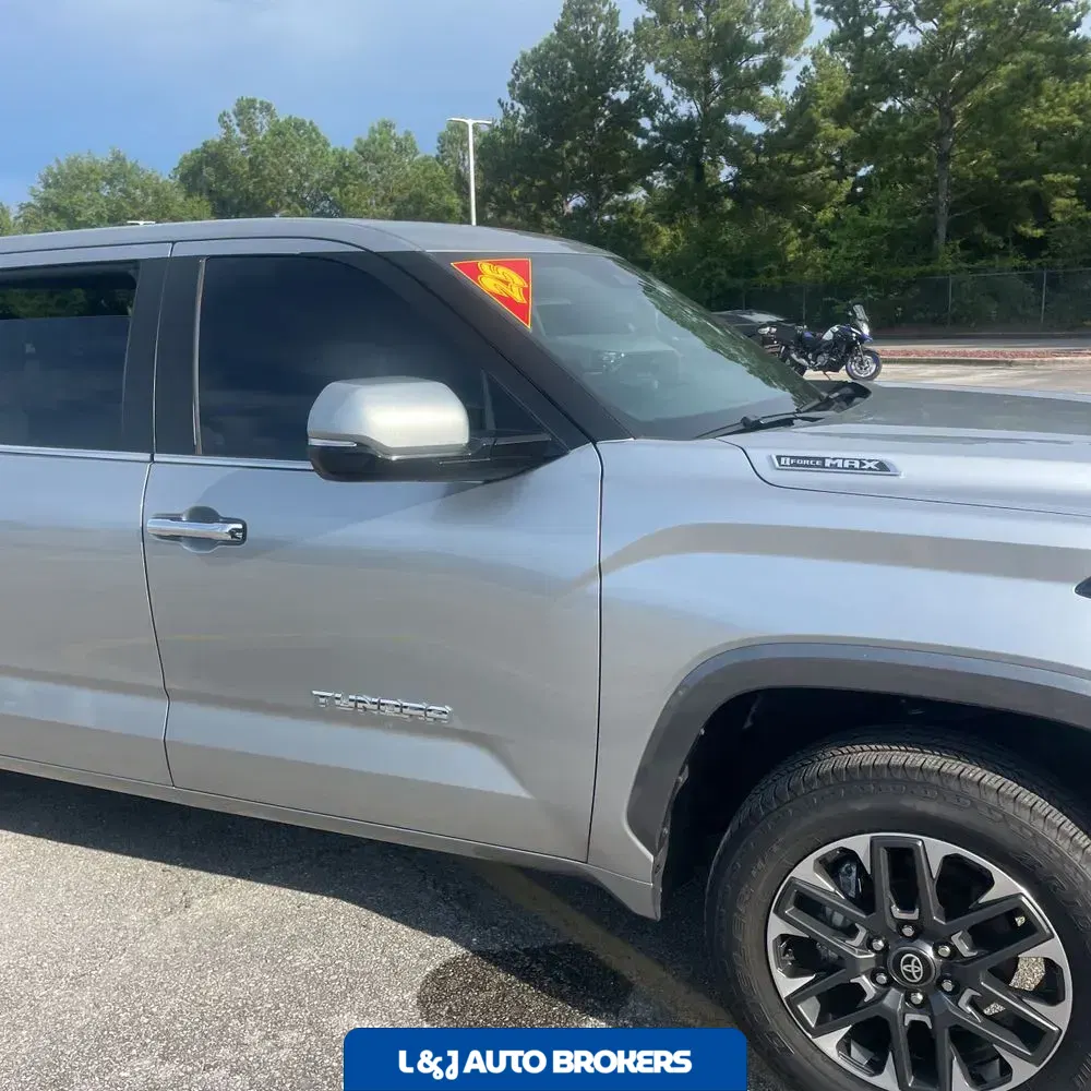 2025 Toyota Tundra Limited HV