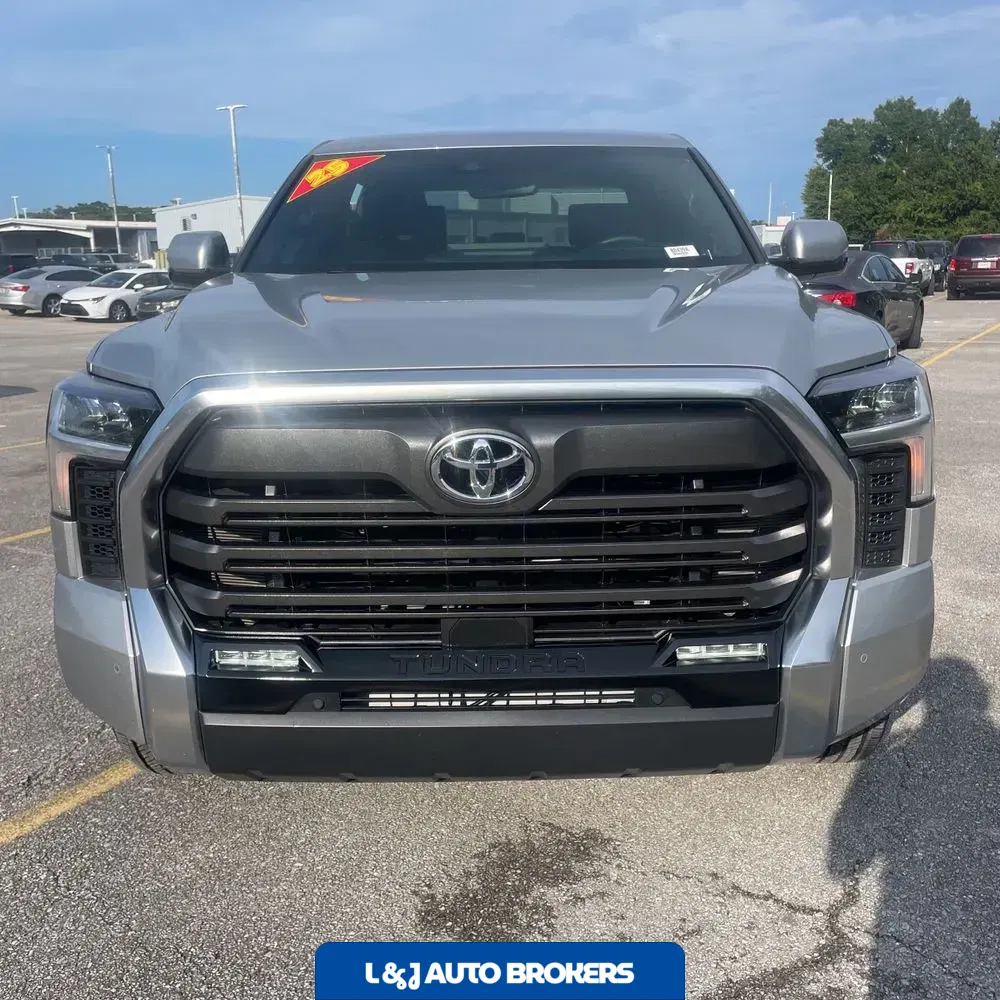 2025 Toyota Tundra Limited HV