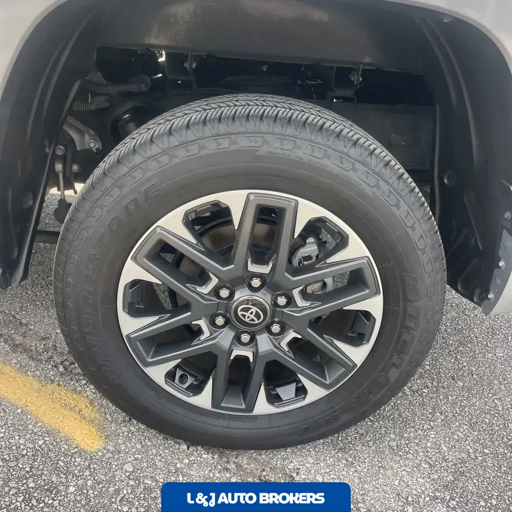 2025 Toyota Tundra Limited HV
